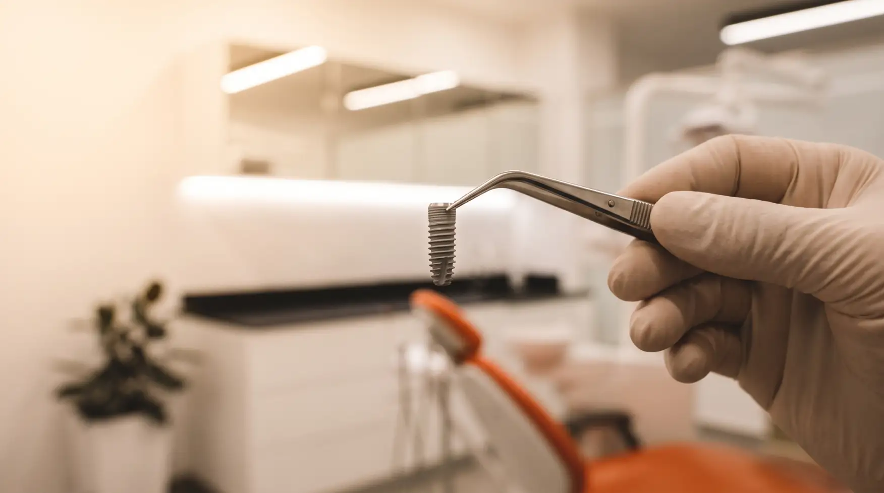 Implantes dentales en Albania: precios reales, marcas y proceso completo
